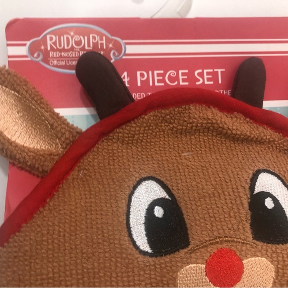 Rudolph 4pc. Towel/Washcloths (Infant/Toddler) - Picture 2 of 10